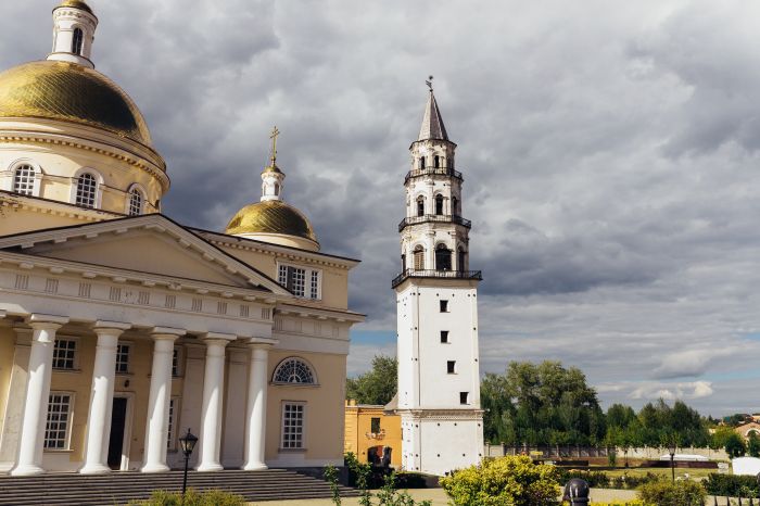 Невьянская башня